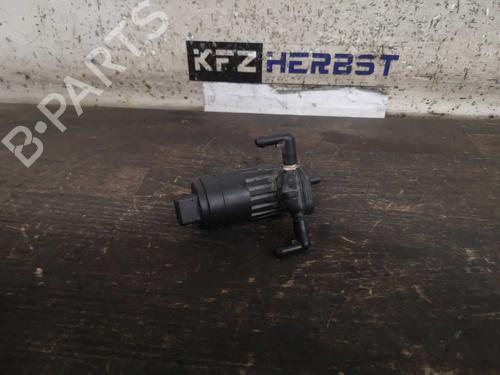 Used Washer pump OPEL COMBO Box Body/MPV (X12) 1.6 CDTI (B05) (105 hp) 13071342