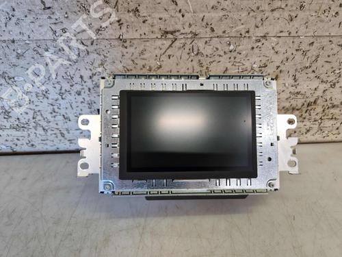 Used Display monitor VOLVO V40 Cross Country (526) D2 (114 hp) 28162070