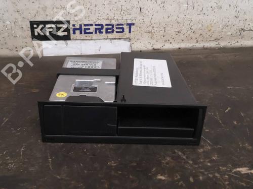 Used Switch AUDI A4 B8 Avant (8K5) 2.0 TDI (170 hp) 13442482