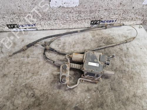 Used Electric handbrake OPEL ZAFIRA TOURER C (P12) 2.0 CDTi (75) (130 hp) 31375403