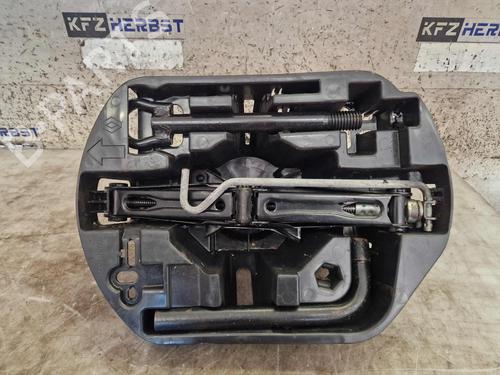 Used Jack Kit Jack Kit RENAULT MEGANE IV Hatchback (B9A/M/N_) 1.2 TCe 100 (B9MS) (100 hp) 33122389 33122389