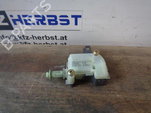 Sentrallåsmotor tankluke VOLVO V50 (545) 1.6 D (110 hp) 13066909