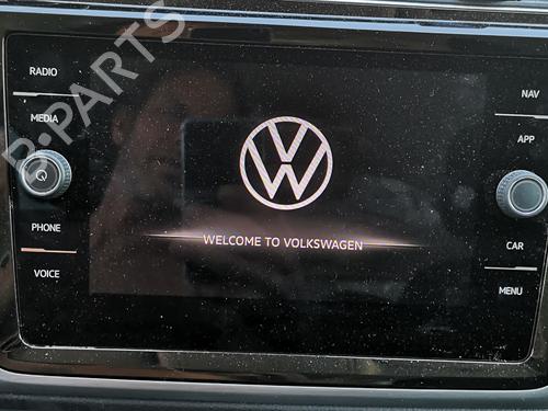 display-monitor-vw-touran-5t1-2015-38682899 main image