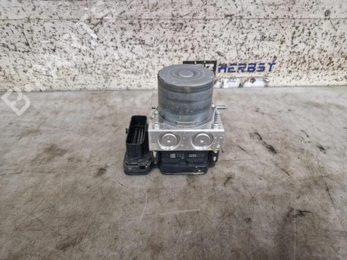 Used ABS pump ABS pump RENAULT KANGOO Express (FW0/1_) 1.5 dCi 95 (FW16) (95 hp) 32742794 32742794