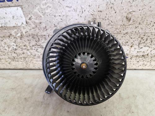 Gebläsemotor für SKODA OCTAVIA IV Combi (NX5, PV5) 2.0 TDi (150 hp) 29527667