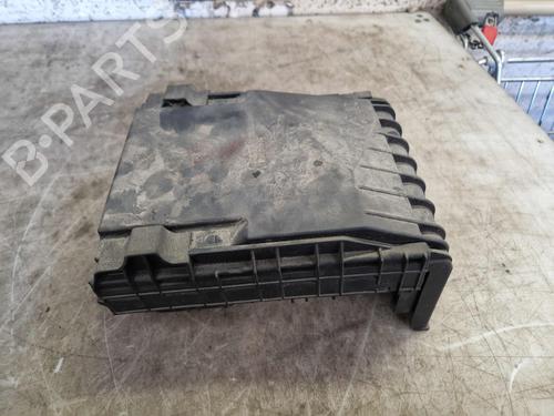 Fuse box VW TOURAN (1T3) 1.6 TDI | BP38010966E1 - Image 3
