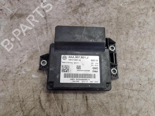 Used Control unit Control unit VW SHARAN (7N1, 7N2) 2.0 TFSI (200 hp) 33649208 33649208