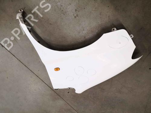 Used Left front fenders HYUNDAI H-1 Van (A1) 2.5 CRDi (140 hp) 12880992