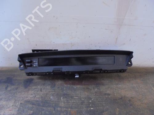 Multifunctionele display MAZDA 6 Hatchback (GH) 2.2 D (GH10) (129 hp) 13061238