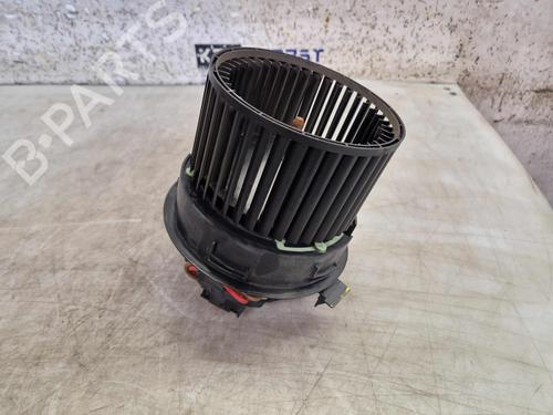 Used Heater blower motor DACIA DUSTER (HM_) 1.5 dCi 115 4x4 (HMAD) (116 hp) 26579704