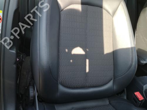 Used Right front seat AUDI A3 Sportback (8VA, 8VF) 30 TFSI (116 hp) 33237206