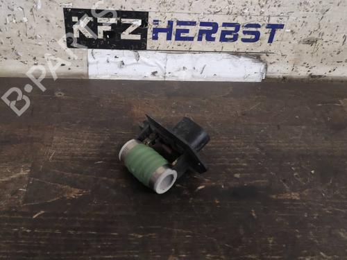 Used Electronic module OPEL MERIVA B MPV (S10) 1.4 (75) (100 hp) 13064785