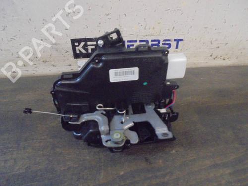 Used Front right lock VW TOURAN (1T3) 1.6 TDI (105 hp) 13441362