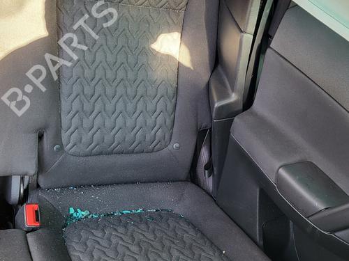 Used Rear seat Rear seat 39168493 39168493