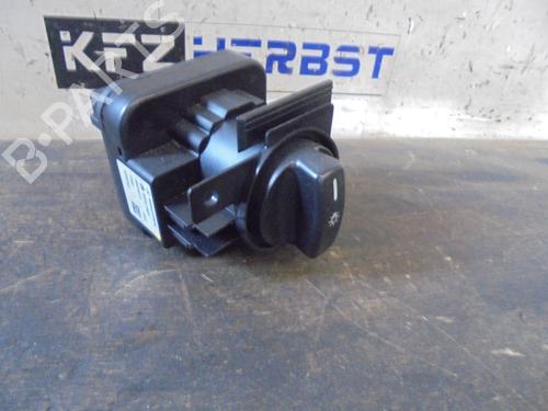 Used Headlight switch MERCEDES-BENZ A-CLASS (W169) A 150 (169.031, 169.331) (95 hp) 12867952