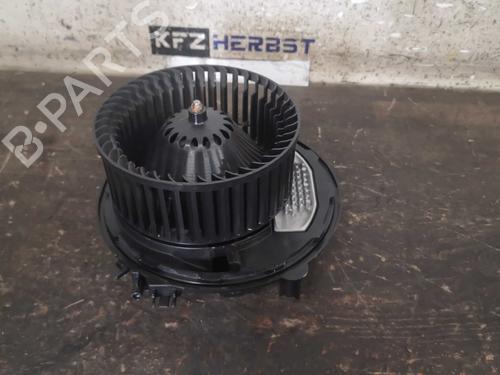 Used Heater blower motor SKODA OCTAVIA III Combi (5E5, 5E6) 1.5 TSI (150 hp) 22283482
