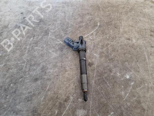 Used Injector Injector VOLVO V40 Hatchback (525) D2 (120 hp) 35975300 35975300