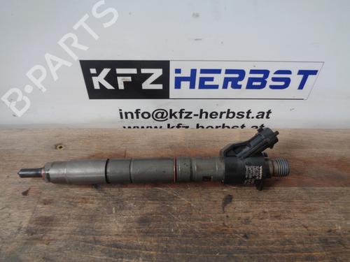 Injecteur VOLVO XC70 II (136) D5 AWD (215 hp) 13432663