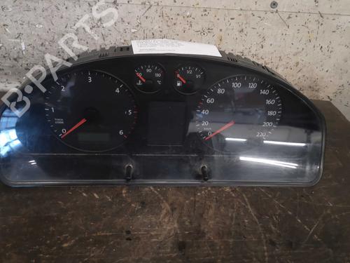 Used Instrument cluster VW TRANSPORTER T5 Van (7HA, 7HH, 7EA, 7EH) 1.9 TDI (84 hp) 22283130