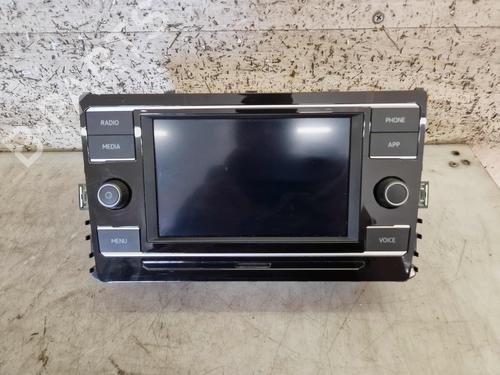 Used Electronic module VW POLO VI (AW1, BZ1, AE1) 1.0 MPi (80 hp) 30269969