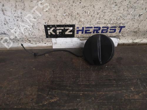 Used Fuel cap PEUGEOT 308 II (LB_, LP_, LW_, LH_, L3_) 1.6 HDi 100 (99 hp) 13071444