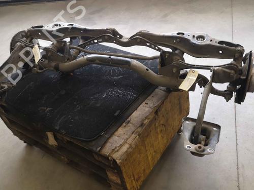 Used Rear axle VW TOURAN (5T1) 2.0 TDI (116 hp) 22282324