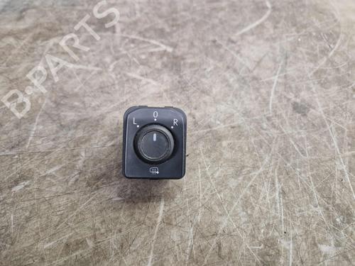 Used Mirror switch Mirror switch VW PASSAT B8 Variant (3G5, CB5) 2.0 TDI (150 hp) 35942522 35942522