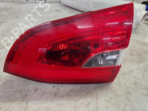 Feu arrière droit PEUGEOT 308 SW II (LC_, LJ_, LR_, LX_, L4_) 2.0 BlueHDi 150 (150 hp) 31757125