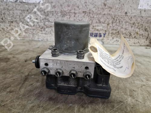 Used ABS pump SKODA FABIA III Estate (NJ5) 1.0 TSI (95 hp) 31580971