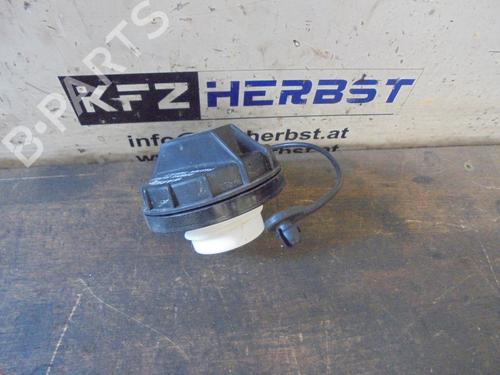 Używane Korek wlewu paliwa HYUNDAI i20 II (GB, IB) 1.2 (84 hp) 13067649