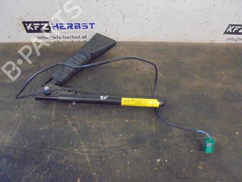 Sikkerhedssele foran højre OPEL MERIVA A MPV (X03) 1.6 (E75) (105 hp) 12865839