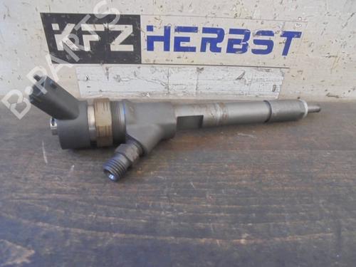 Spreder / Dyse TOYOTA AURIS (_E15_) 1.4 D-4D (NDE150_, NDE150R) (90 hp) 12869721