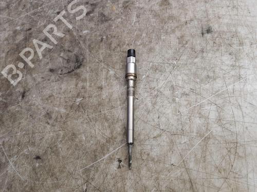injector-vw-passat-b8-variant-3g5-cb5-2014-34155833 main image