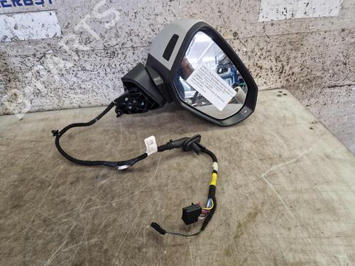 Used Right mirror Right mirror AUDI Q3 Sportback (F3N) 45 TFSI e (245 hp) 34626134 34626134