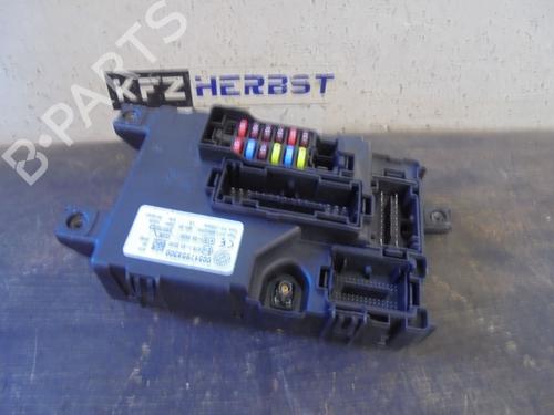 Used Fuse box FIAT GRANDE PUNTO (199_) 1.9 D Multijet (116 hp) 12886605