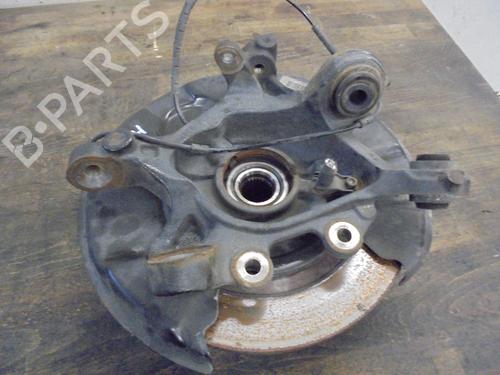 Achsschenkel links vorne BMW 1 (F20) 116 d (116 hp) 6792516 Hinterachse