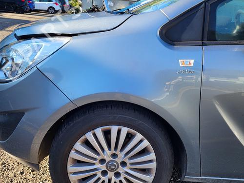left-front-fenders-opel-meriva-b-mpv-s10-2010-2011-2012-2013-2014-2015-2016-2017-39168505 main image
