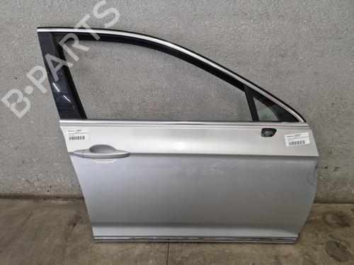 Used Right front door Right front door 37487722 37487722