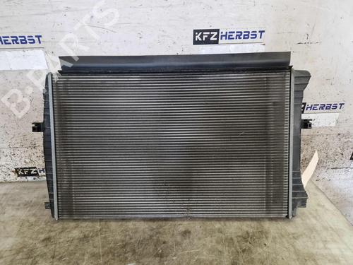 Used Water radiator Water radiator VW GOLF VII Variant (BA5, BV5) 1.2 TSI (105 hp) 33402890 33402890