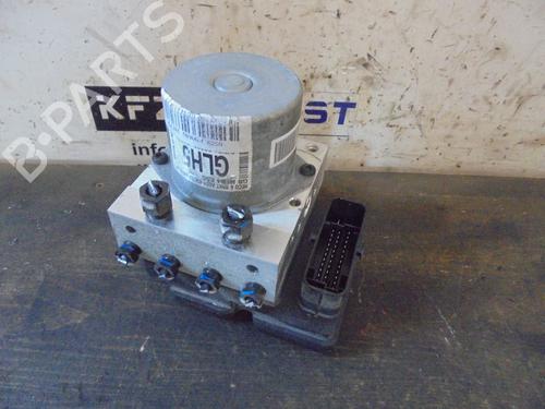 Used ABS pump HYUNDAI i20 II (GB, IB) 1.2 (84 hp) 12860258