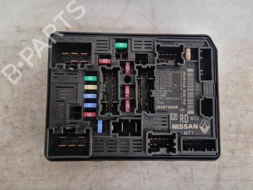 Used Fuse box DACIA SANDERO III 1.0 TCe 90 (91 hp) 32203073