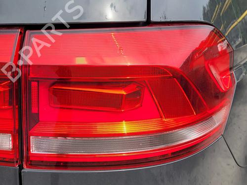 Used Right taillight Right taillight 39010249 39010249