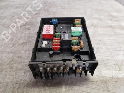 Used Fuse box VW GOLF VI (5K1) 1.6 TDI (90 hp) 25775904