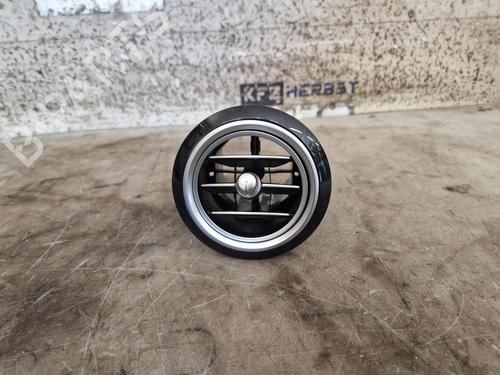 Used Air vent Air vent MERCEDES-BENZ E-CLASS (W213) E 400 4-matic (213.071) (333 hp) 39738098 39738098