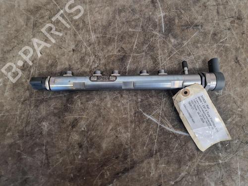 Używane Szyna wtryskowa Szyna wtryskowa BMW 1 (E87) 116 d (116 hp) 37262312 37262312