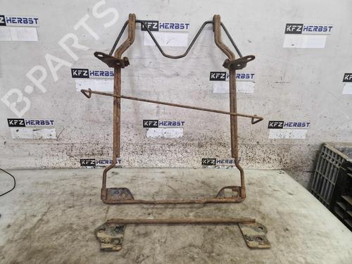 Używane Wspornik / Uchwyt Wspornik / Uchwyt RENAULT TRAFIC III Van (FG_) 1.6 dCi 145 (FGMG) (145 hp) 33819341 33819341