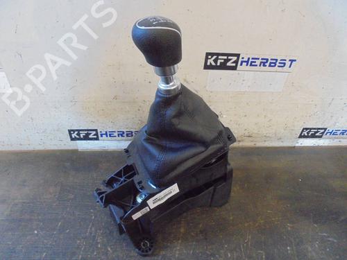 Used Gear lever FORD ECOSPORT 1.0 EcoBoost (125 hp) 12870414