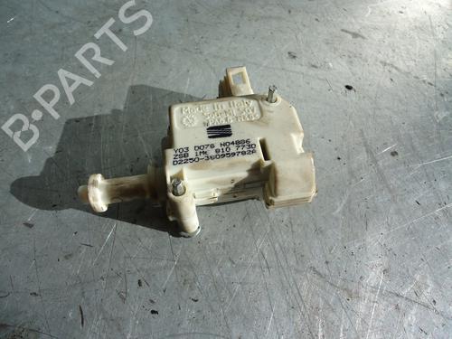 Brændstofdæksel aktuator SEAT LEON (1M1) 1.4 16V (75 hp) 20096859