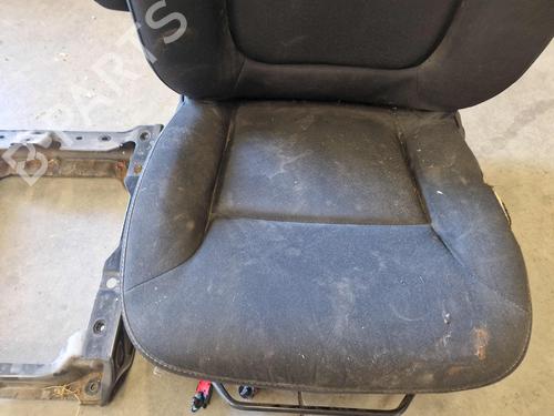 Left front seat RENAULT TRAFIC III Van (FG_) 1.6 dCi 95 (FGMJ, FGMR) | BP39451309C15 - Image 2