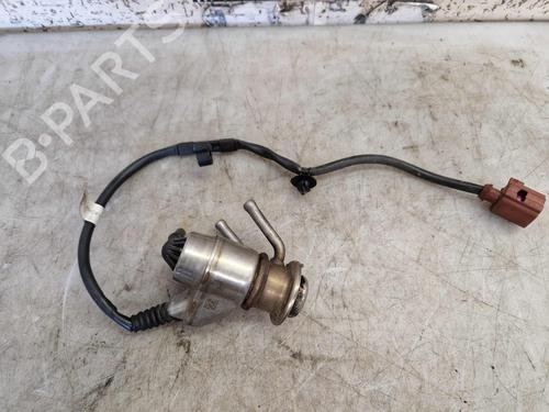 Used Injector AUDI A3 Sportback (8VA, 8VF) 30 TDI (115 hp) 30293629